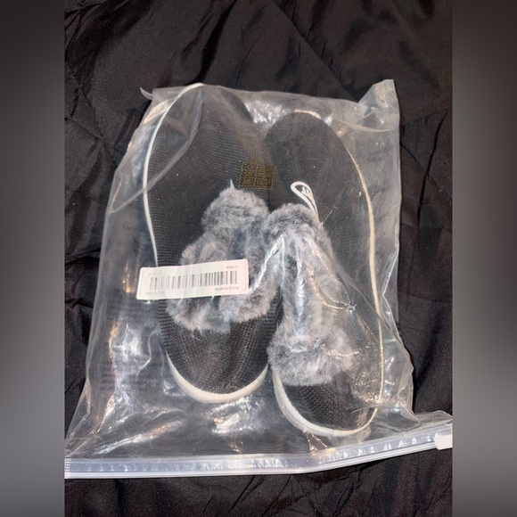 NWT Winter Shoes Women’s 6.5/37 - Picture 7 of 7